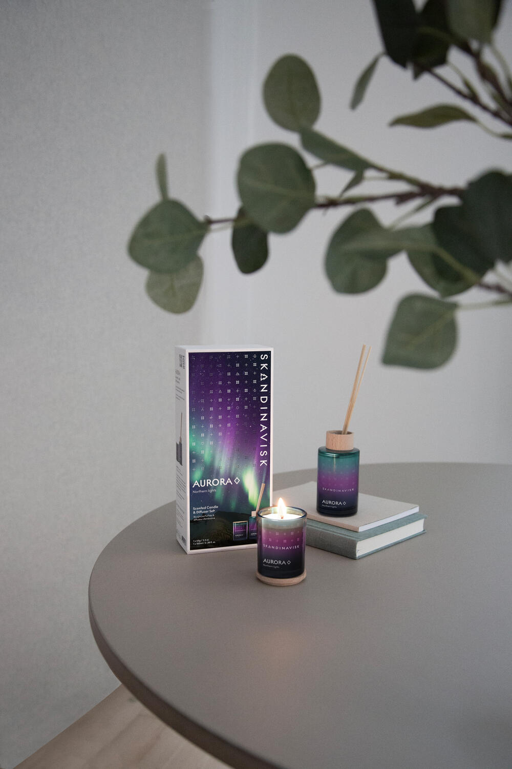 Aurora duftlys & -pinde, 165 g - Blue Sky